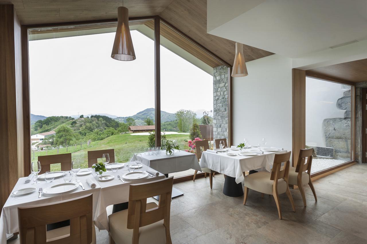 Youth Hostel Non Stop Inn By Irrisarri Land Igantzi Exterior photo