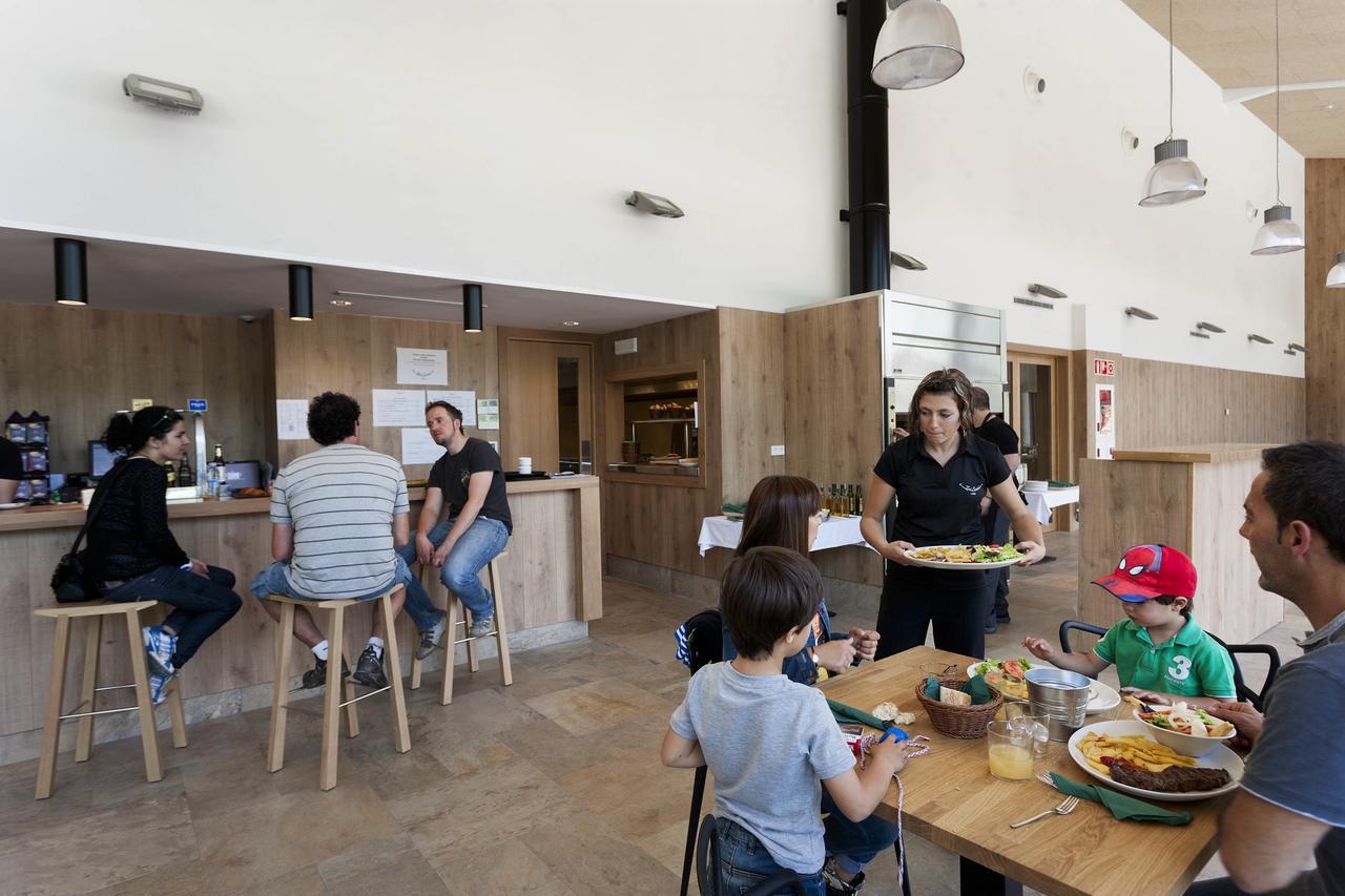 Youth Hostel Non Stop Inn By Irrisarri Land Igantzi Exterior photo
